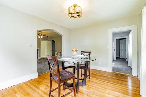 49 Darling St, Springfield, MA 01151 photo 9