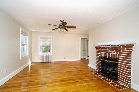 52 Ideal Rd, Worcester, MA 01604 photo 4