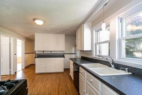 52 Ideal Rd, Worcester, MA 01604 photo 9