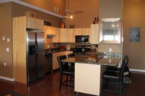 20 William St #12, Worcester, MA 01609 photo 2