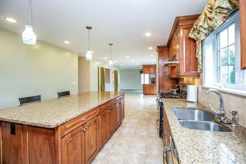 7 Riverside St, Danvers, MA 01923 photo 5