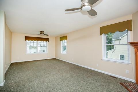 7 Riverside St, Danvers, MA 01923 photo 8