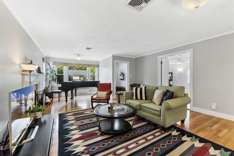49 Glendale Rd, Marblehead, MA 01945 photo 5