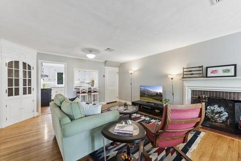 49 Glendale Rd, Marblehead, MA 01945 photo 8