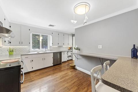 49 Glendale Rd, Marblehead, MA 01945 photo 12