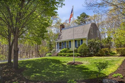 9 Baldwin Rd, Dennis, MA 02638 photo 3