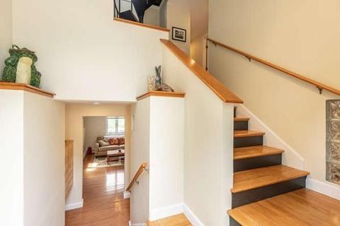 6 Dodge St, Gloucester, MA 01930 photo 14