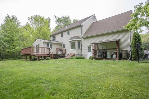 39 Overlook Dr, Raynham, MA 02767 photo 5