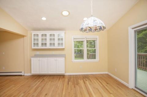39 Overlook Dr, Raynham, MA 02767 photo 10