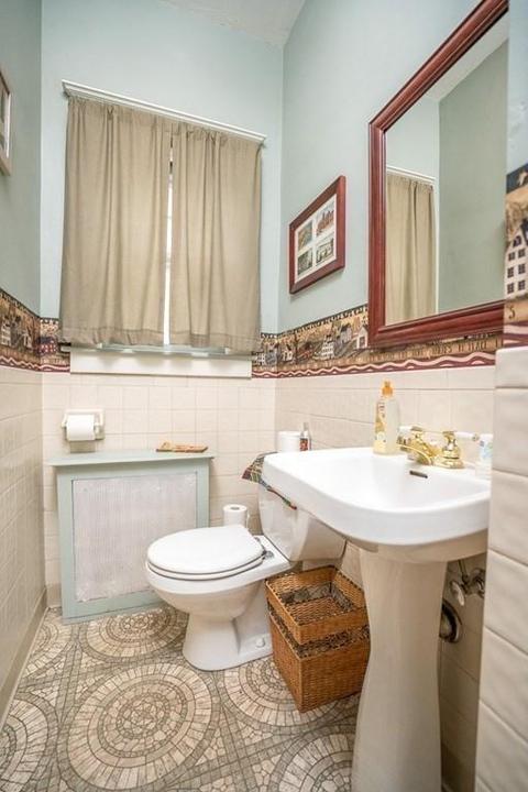 966 Sumner Ave, Springfield, MA 01118 photo 12