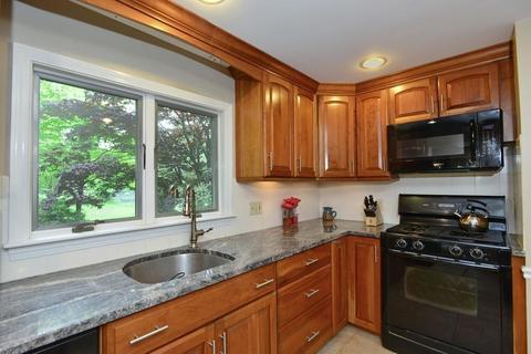 442 Dailey Dr, Franklin, MA 02038 photo 9