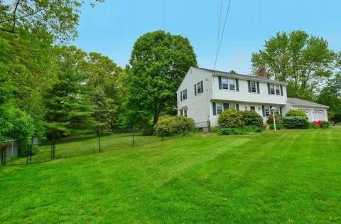 442 Dailey Dr, Franklin, MA 02038 photo 25