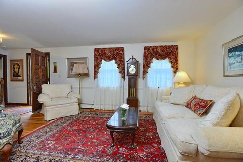 442 Dailey Dr, Franklin, MA 02038 photo 10