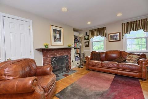 442 Dailey Dr, Franklin, MA 02038 photo 3