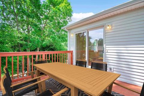 22 Stephanie Cir, Springfield, MA 01129 photo 13