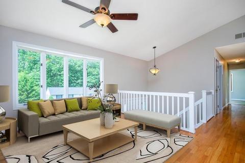 22 Stephanie Cir, Springfield, MA 01129 photo 5