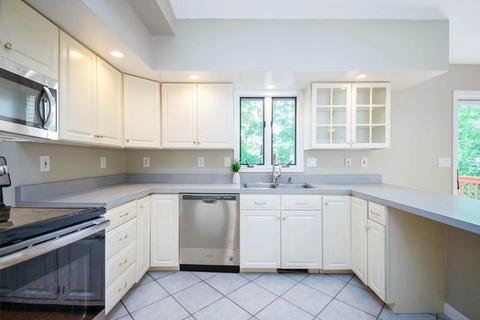 22 Stephanie Cir, Springfield, MA 01129 photo 9