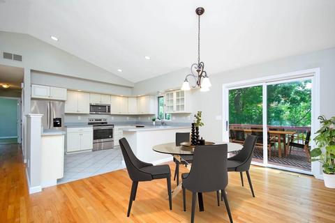 22 Stephanie Cir, Springfield, MA 01129 photo 8