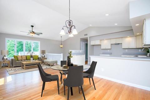 22 Stephanie Cir, Springfield, MA 01129 photo 7