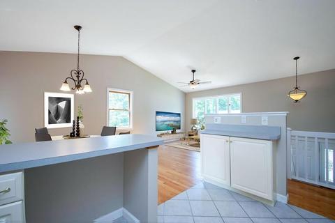 22 Stephanie Cir, Springfield, MA 01129 photo 12
