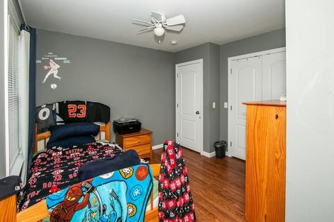 8 Hickox Pl, Springfield, MA 01104 photo 22