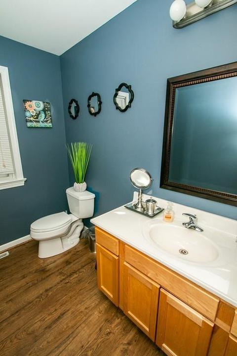 8 Hickox Pl, Springfield, MA 01104 photo 13