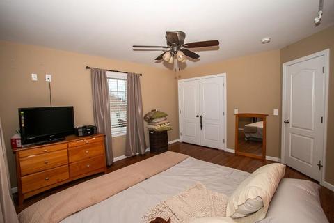 8 Hickox Pl, Springfield, MA 01104 photo 19