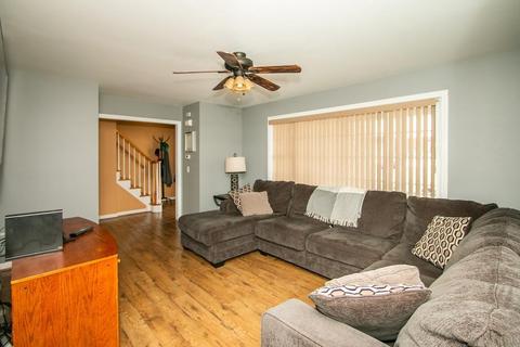8 Hickox Pl, Springfield, MA 01104 photo 8