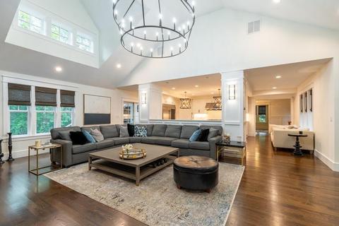 38 Spring Ln, Canton, MA 02021 photo 9