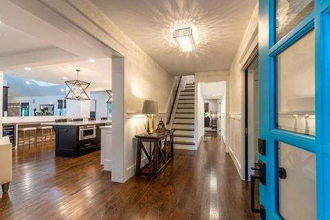 38 Spring Ln, Canton, MA 02021 photo 3