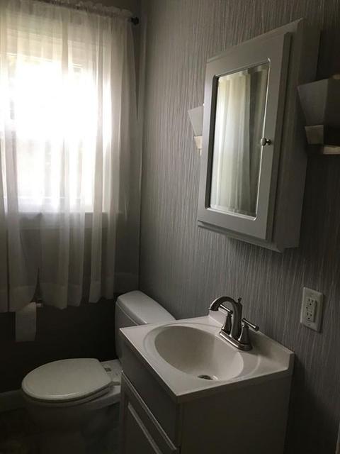 350 Boulevard E, Middletown, RI 02842 photo 6