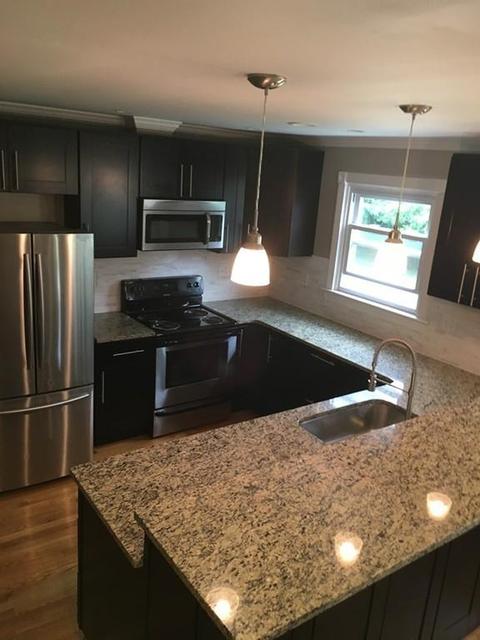 350 Boulevard E, Middletown, RI 02842 photo 10