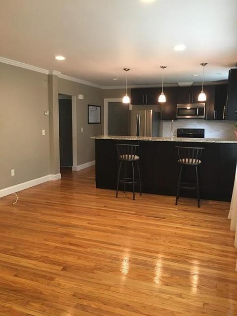 350 Boulevard E, Middletown, RI 02842 photo 11