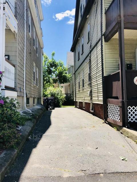 13 Gledhill Ave, Everett, MA 02149 photo 4