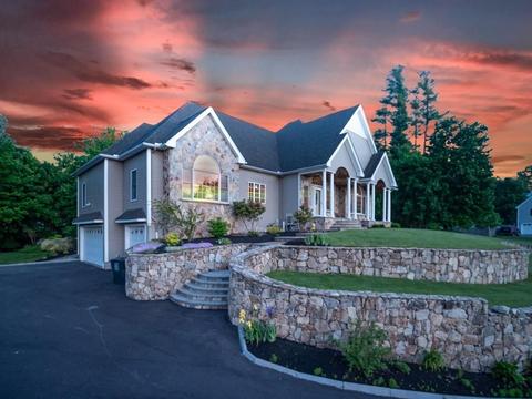 7 Daybreak Dr, Dracut, MA 01826 photo 2