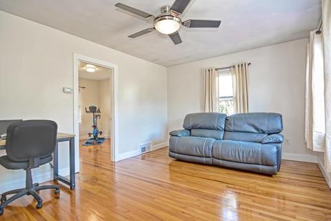 43 Harding St, Fall River, MA 02720 photo 4
