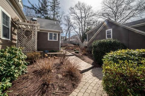 2277 Highland Ave, Fall River, MA 02720 photo 10