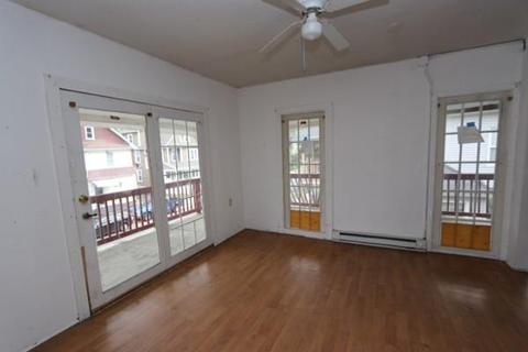 56 Dearborn St, Springfield, MA 01109 photo 8