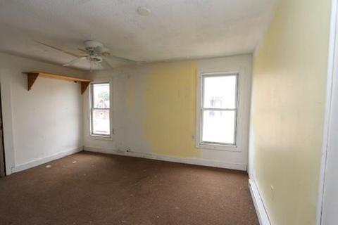 56 Dearborn St, Springfield, MA 01109 photo 22