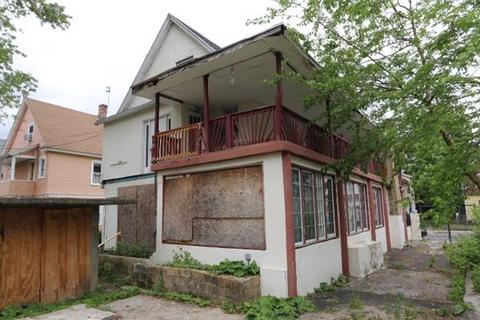 56 Dearborn St, Springfield, MA 01109 photo 2