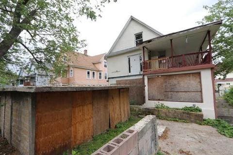 56 Dearborn St, Springfield, MA 01109 photo 3