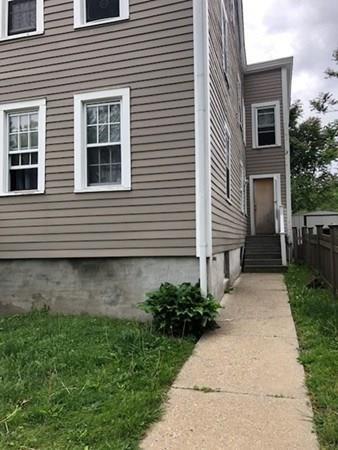 44 Dale St, Springfield, MA 01105 photo 5