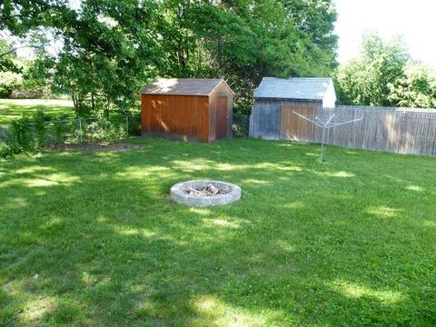 355 Circle Dr, West Springfield, MA 01089 photo 4