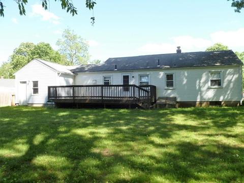 355 Circle Dr, West Springfield, MA 01089 photo 5