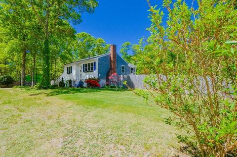 76 Mayflower Ln, Wareham, MA 02538 photo 6