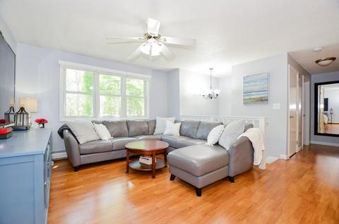 76 Mayflower Ln, Wareham, MA 02538 photo 9