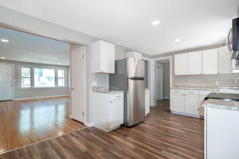 51 Eleanor Rd, Springfield, MA 01108 photo 10
