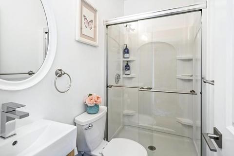 19 Pleasant View Ave, Everett, MA 02149 photo 16