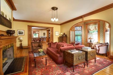 112 High St, Brookline, MA 02445 photo 3