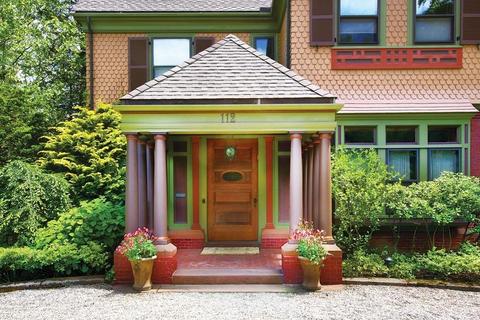 112 High St, Brookline, MA 02445 photo 2